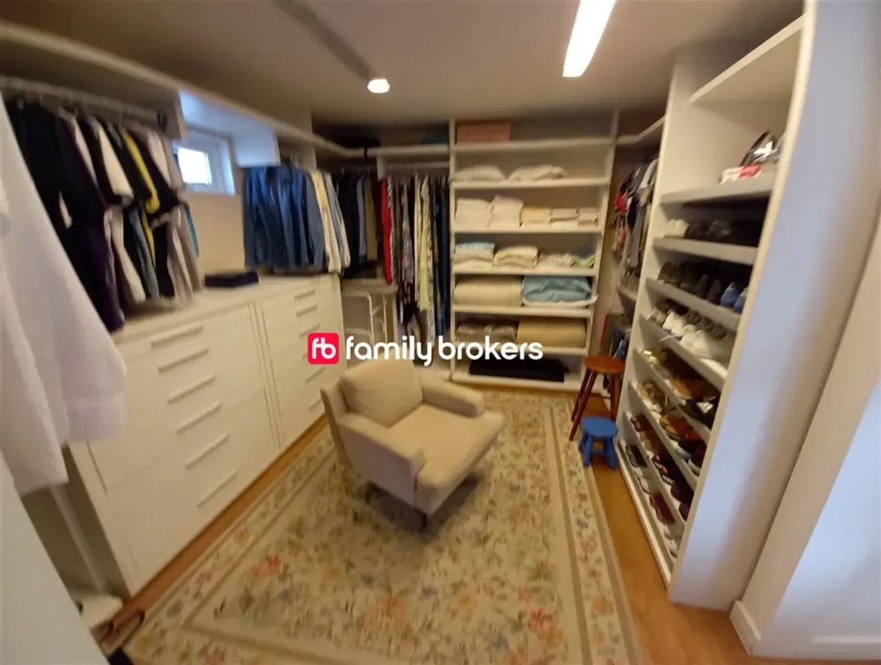 RIVIERA DEL SOL: ESPETACULAR CASA DE 4 SUÍTES E 537m² COM FINA DECORAÇÃO À VENDA - Foto 4