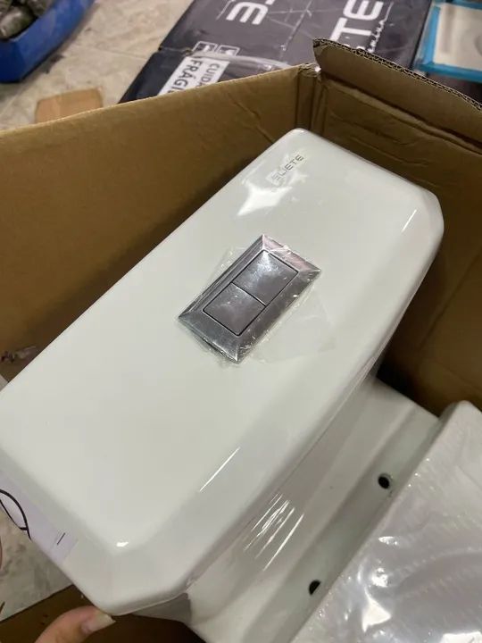 Vaso Sanitário MONOBLOCO completo - Foto 3