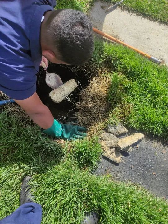 Desentupimento e limpeza de fossas