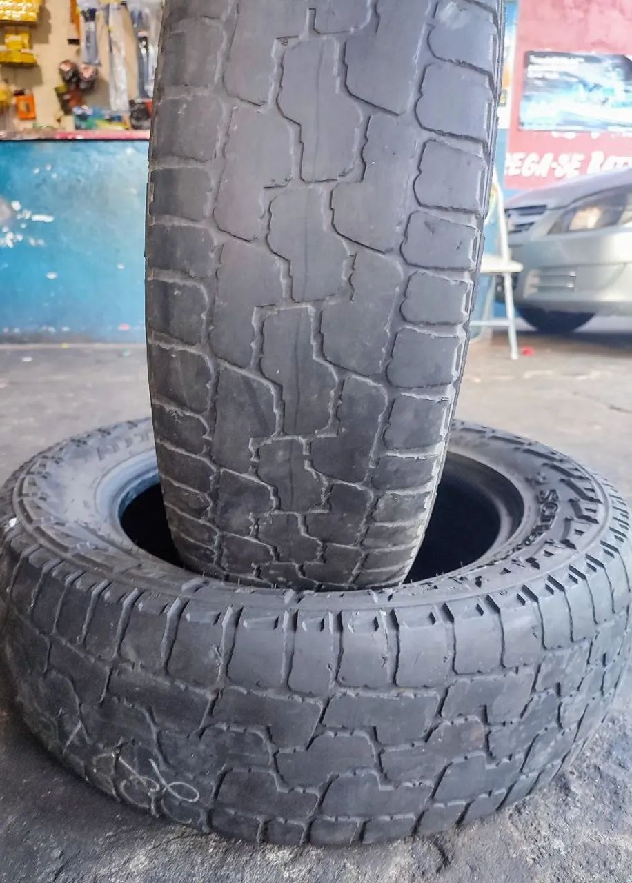Pneu 225/65R17 Pirelli Scorpions  - Foto 2