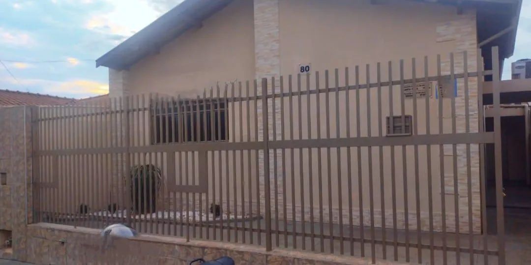 Ponto Comercial para Venda em Monte Alto, Residencial Laranjeiras, 1 dormitório, 2 banheir