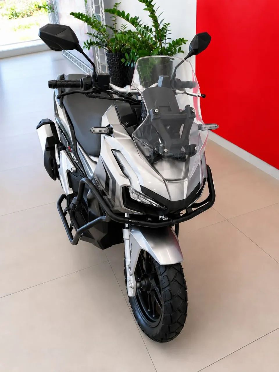 Adv 150 - Foto 2