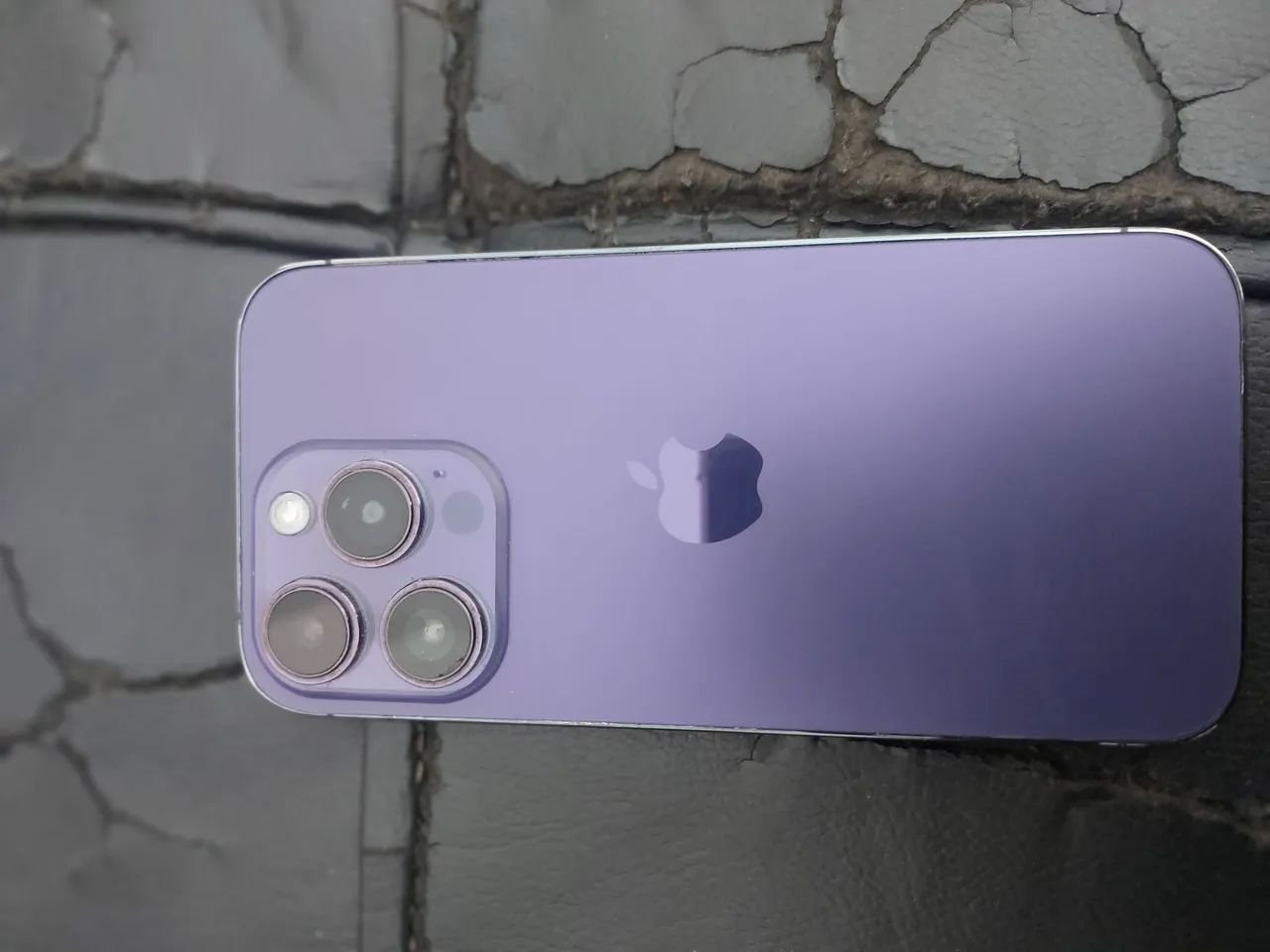 Celular iPhone 14 pro  - Foto 3