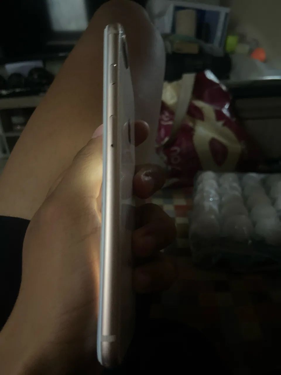 vendo ou troco o iPhone 8 Plus - Foto 2