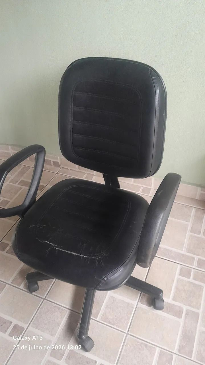CADEIRA EXECUTIVA " TROCO ". - Foto 3