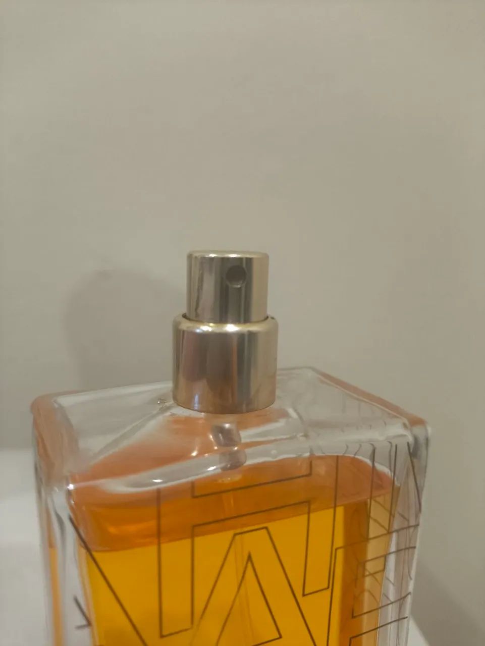 Vendo perfume árabe Léonie da Maison Alhambra - Foto 4