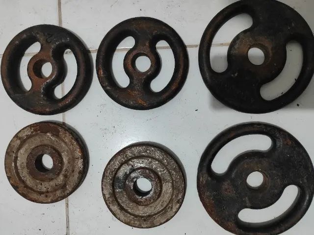 Anilhas ferro 9 reais o kg - Foto 4