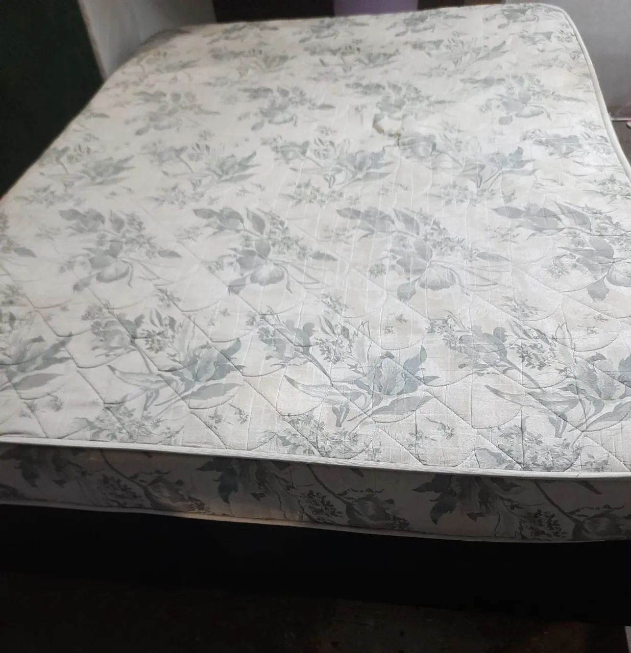 Base Cama Box c/ Colchão  - Aceito Cartão 