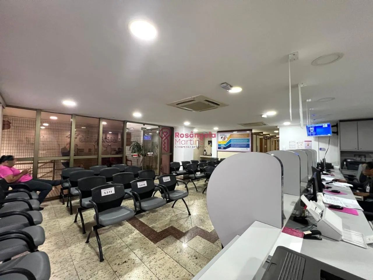 Prédio Comercial com mais de 700m² construídos à venda, localizado no Centro! - Foto 3