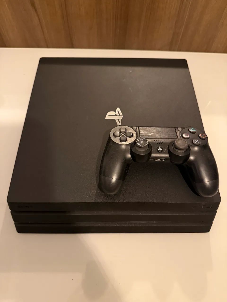 PlayStation 4 pro 1TB