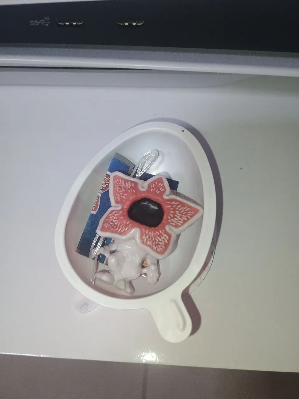 Stranger Things Kinder Joy - Demorgongon