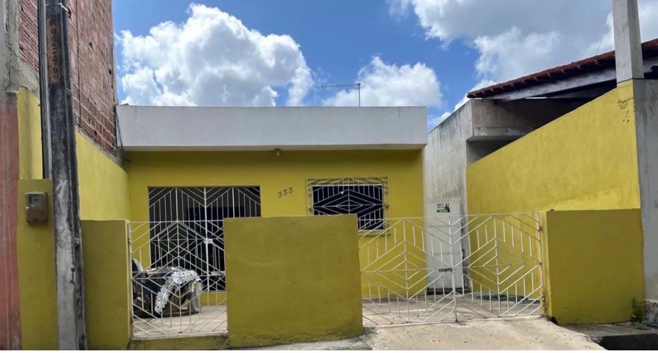 Vendo casa px ao centro de Carpina