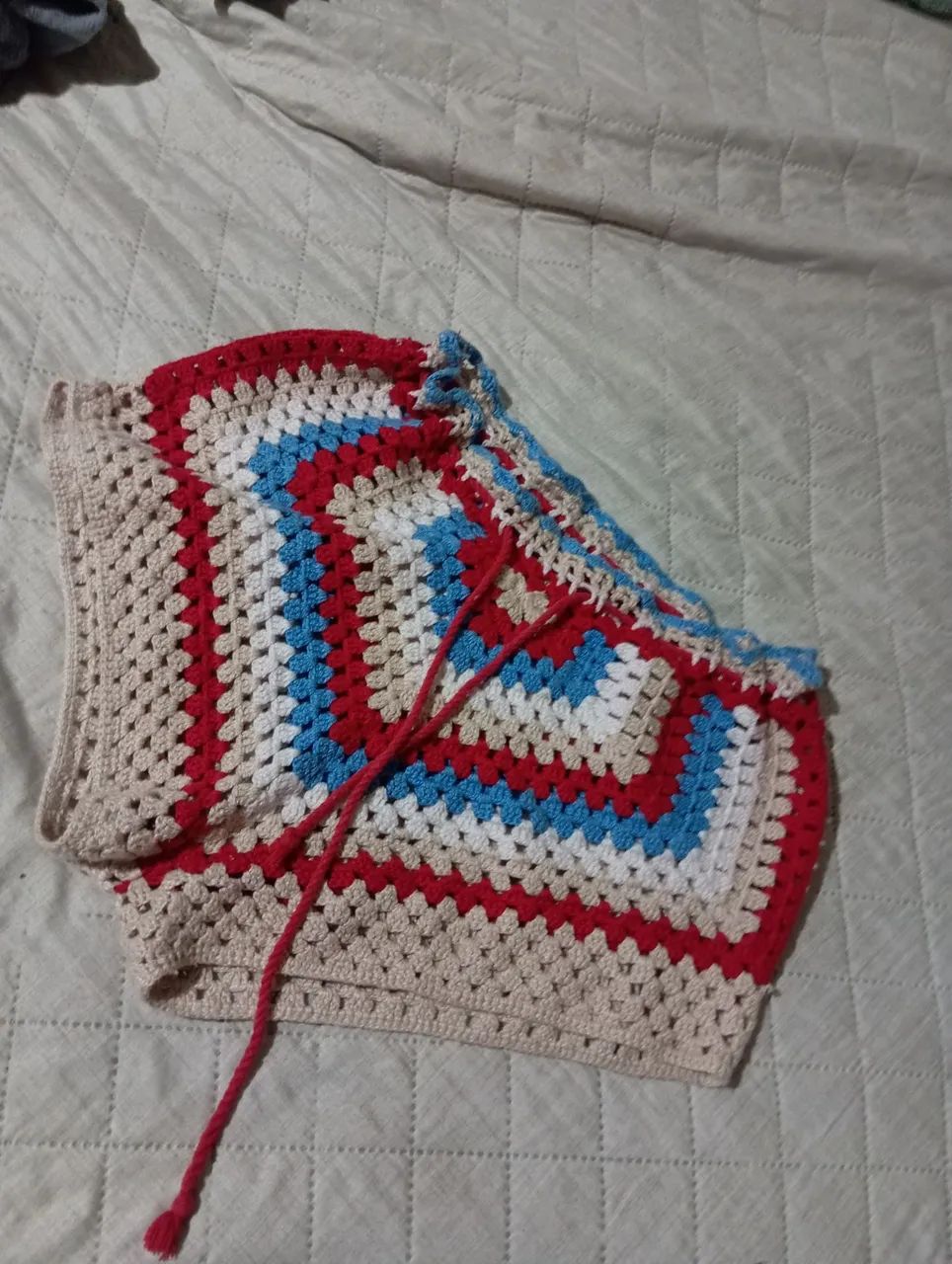 Vendo short de crochê 