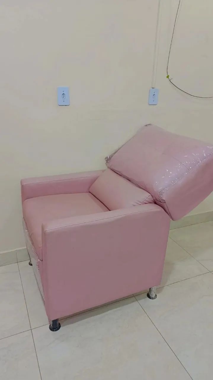 Poltrona reclinavel de estética - Foto 2