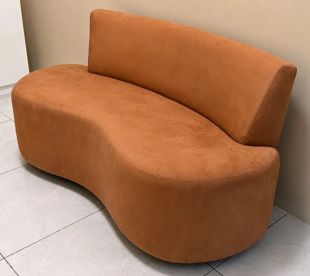 Sofa curvo orgânico várias cores  - Foto 2