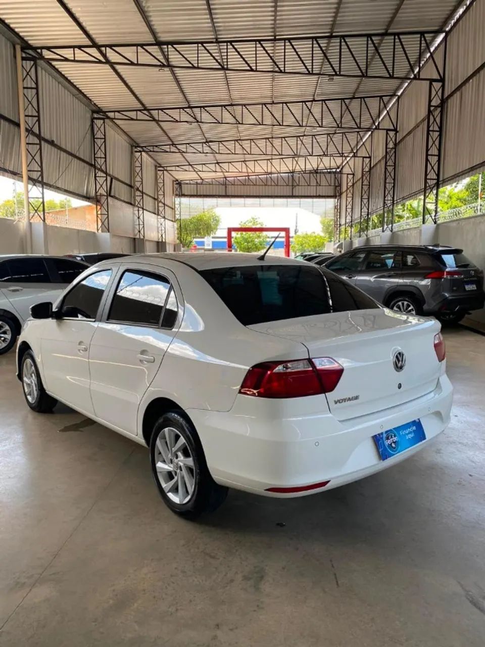 Volkswagen Voyage 1.6 MSI Flex 8V 4P 2022 - Foto 3