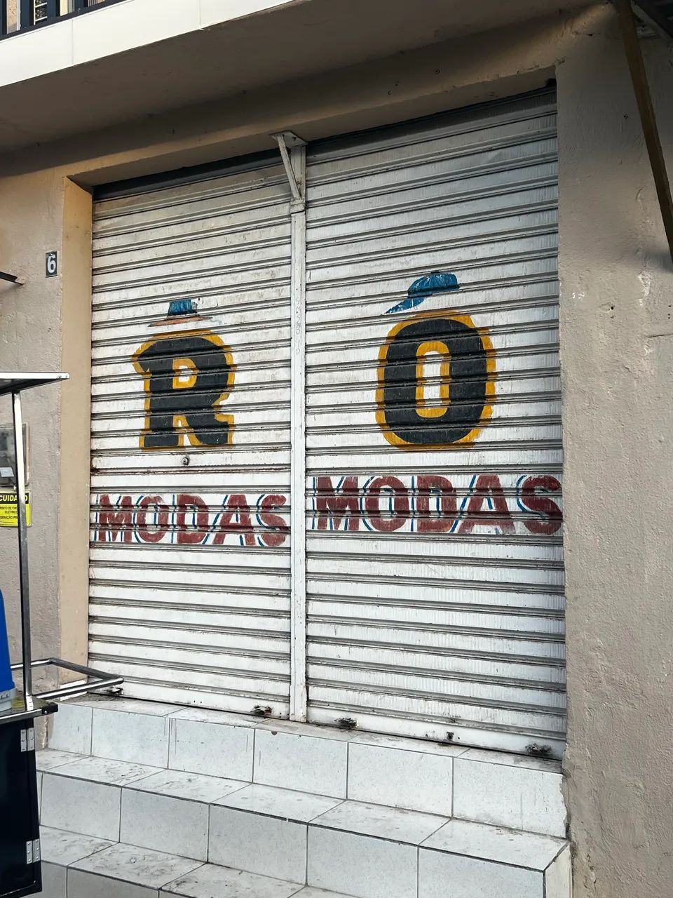 Aluga-se Ponto Comercial Francês.