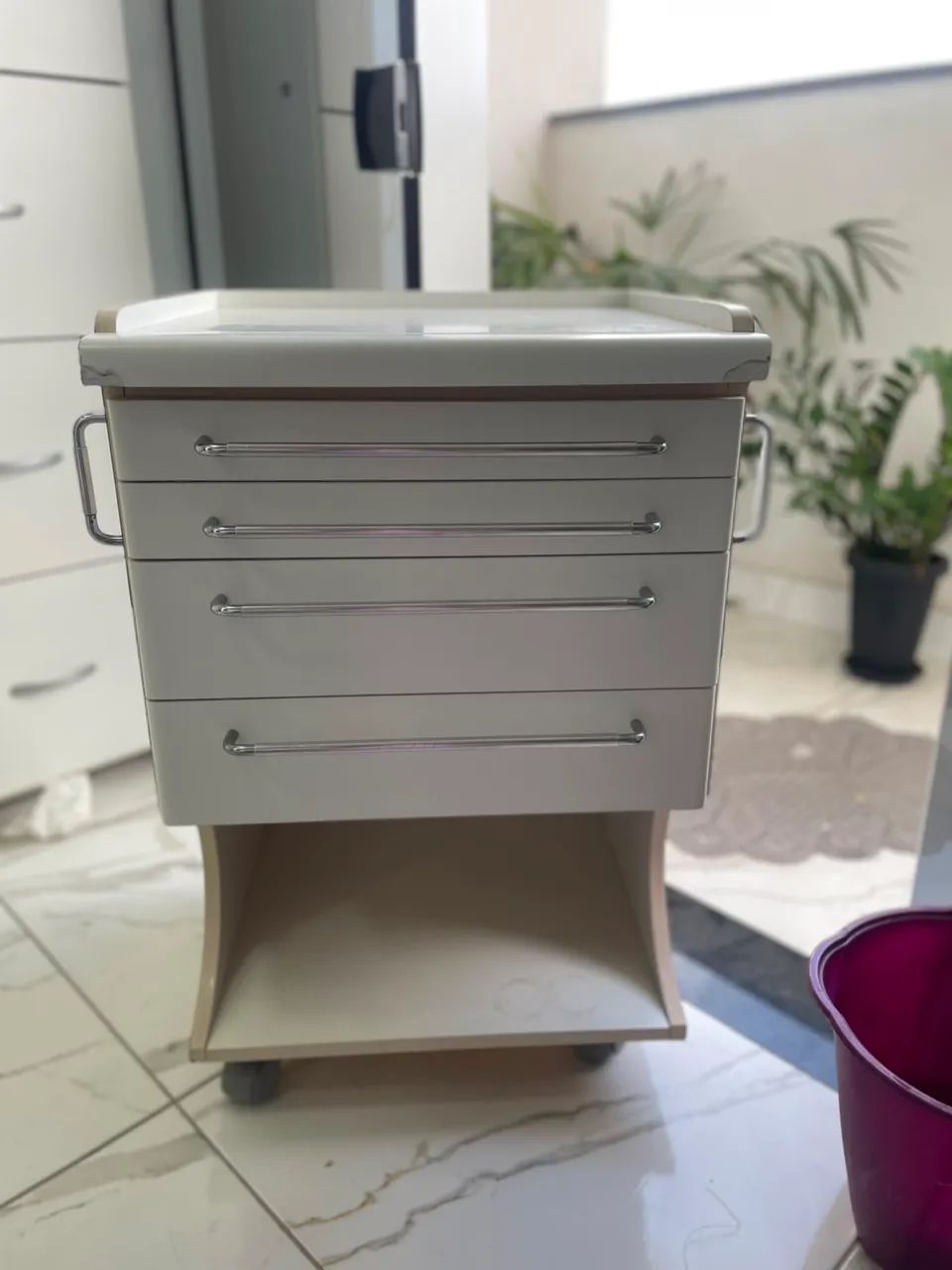 Armário odontológico 
