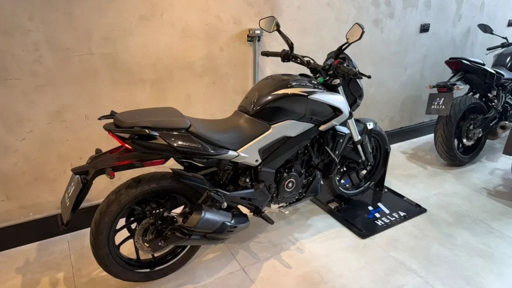 BAJAJ DOMINAR D250 - Foto 3