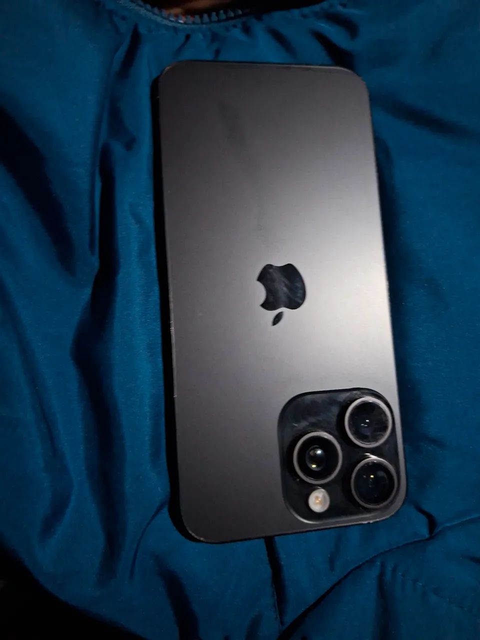 iPhone 15 Pro Max 256GB Black - Celulares e Smartphones