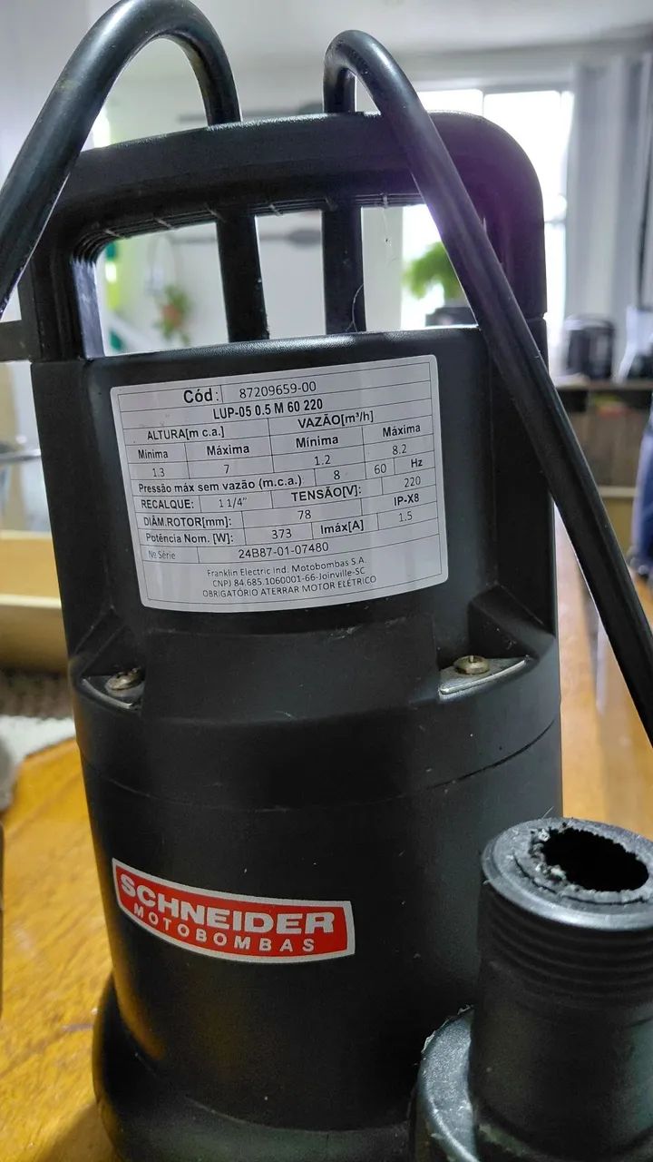Motobomba submersível para drenagem - Foto 2