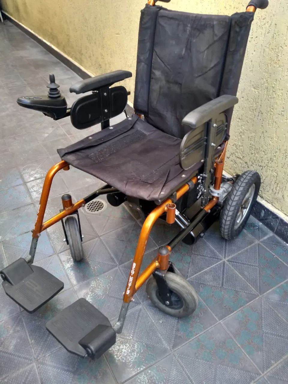 cadeira de rodas eletrica ( usada) - Foto 3