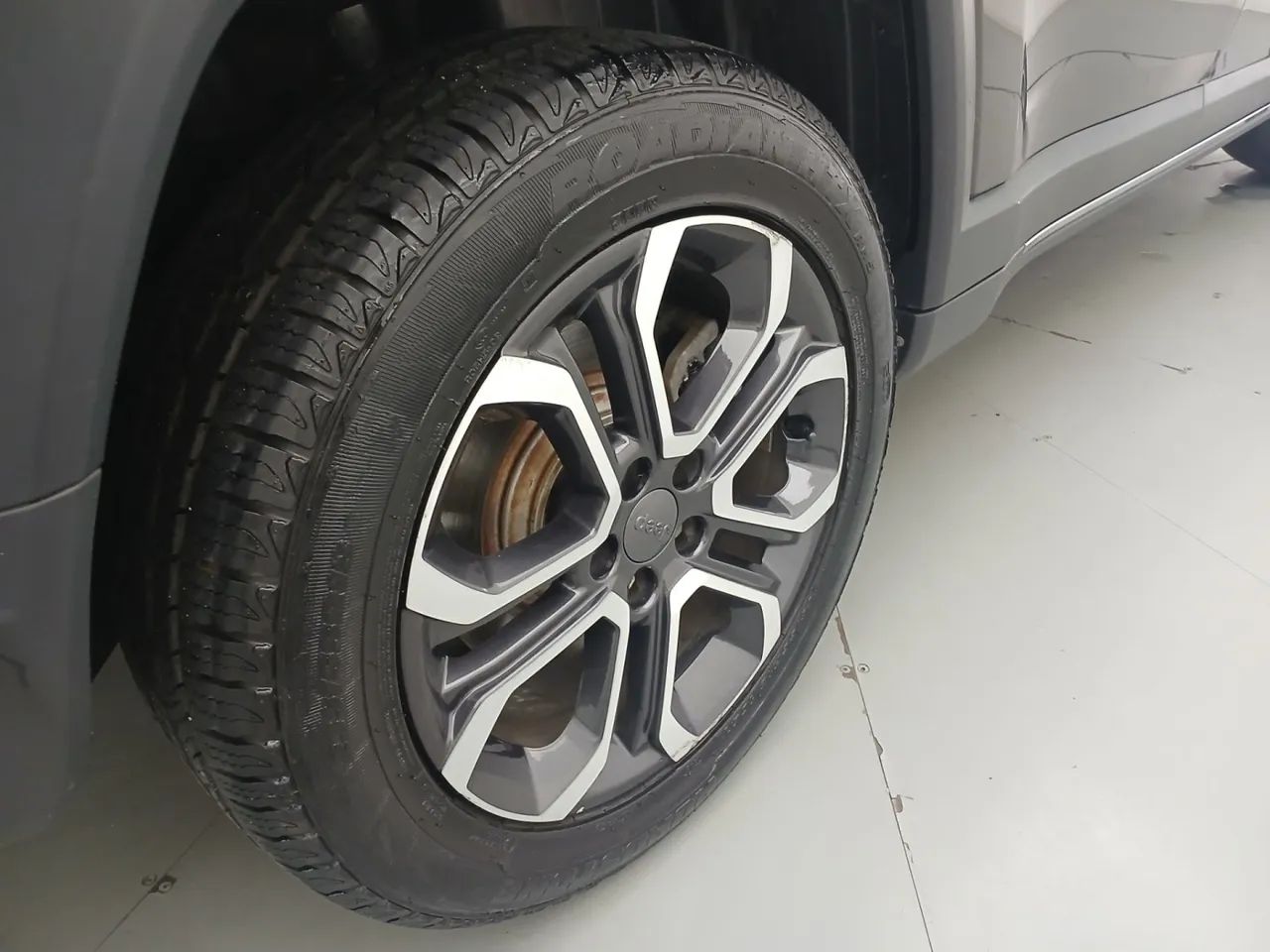 Jeep Commander Limited T270 1.3 TB Flex Aut., foto 14 de 18