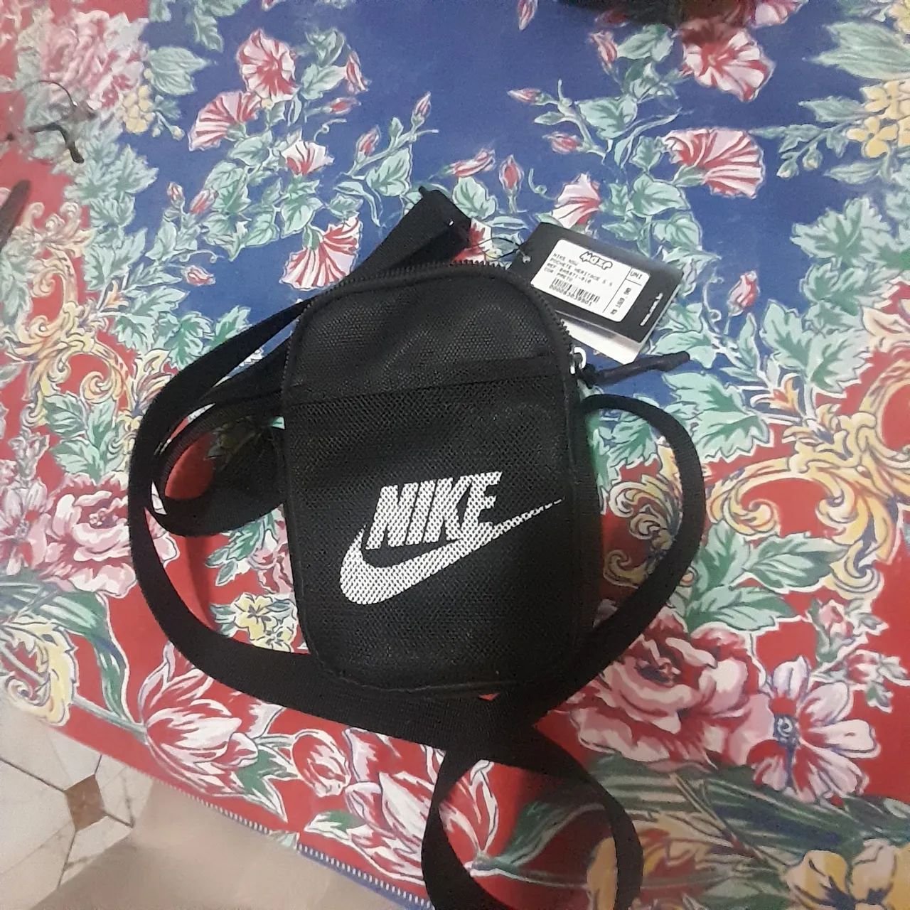 backpacking with taylor gs mini Pre-Owned Guitar Case NWT Nike Unisex Alpha Shoe Size:US 8.5 RFID Passport Holders it delivers a surprisingly