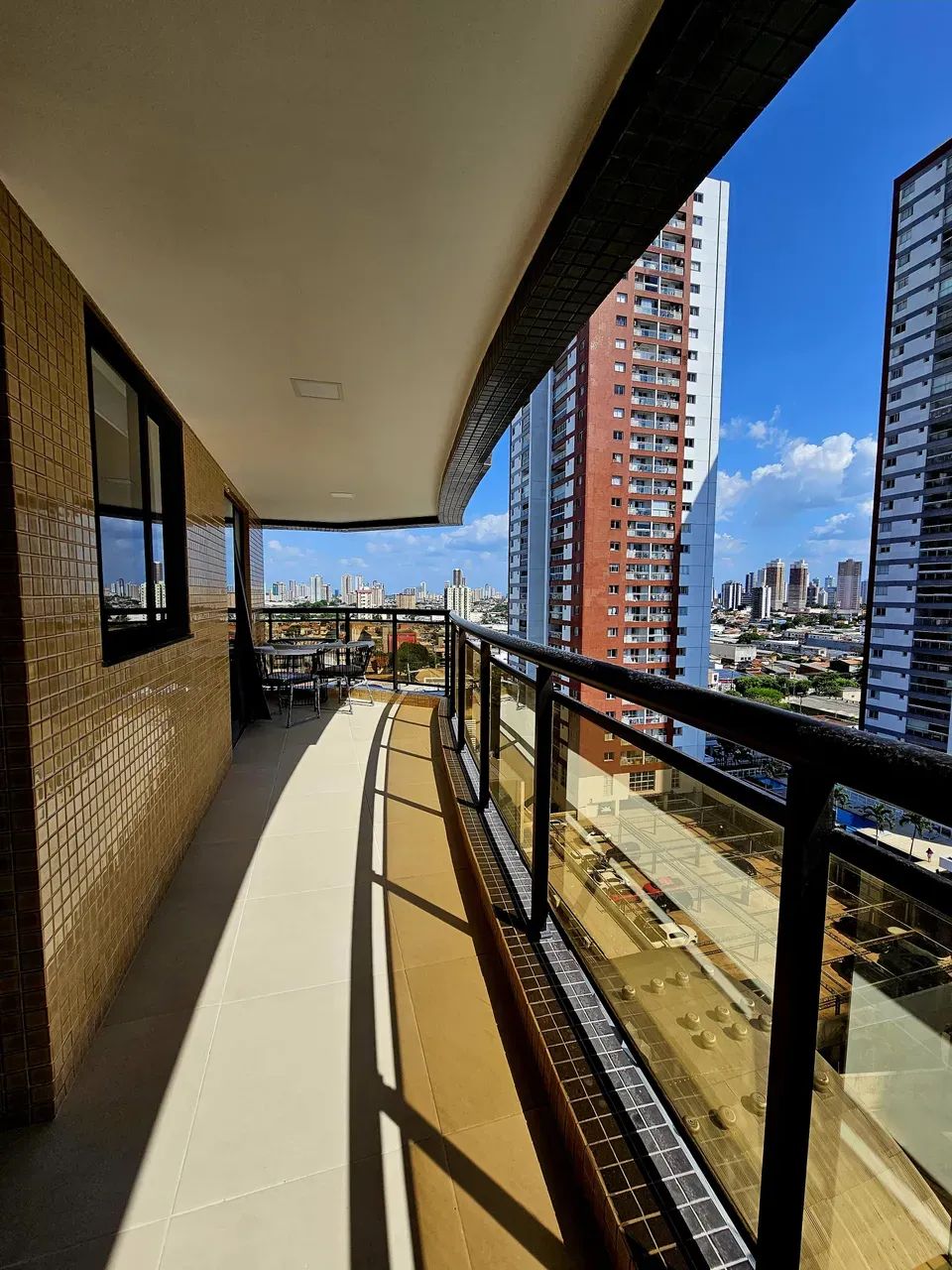 Helio Pires Aluga Apartamento Mobiliado no ed. lago de garda