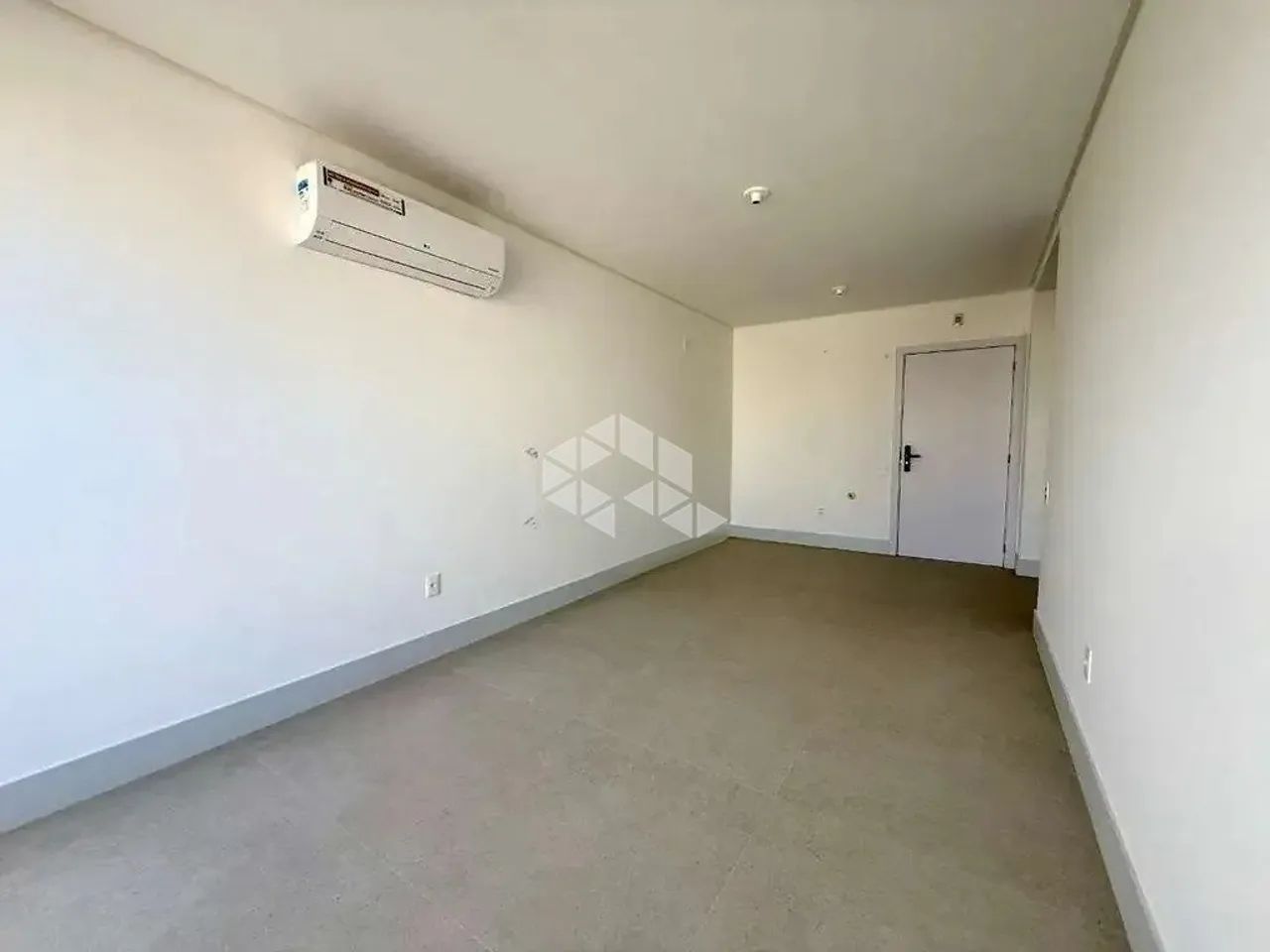 APARTAMENTO À VENDA COM 1 QUARTO NO CANTO EM FLORIANÓPOLIS - Foto 4