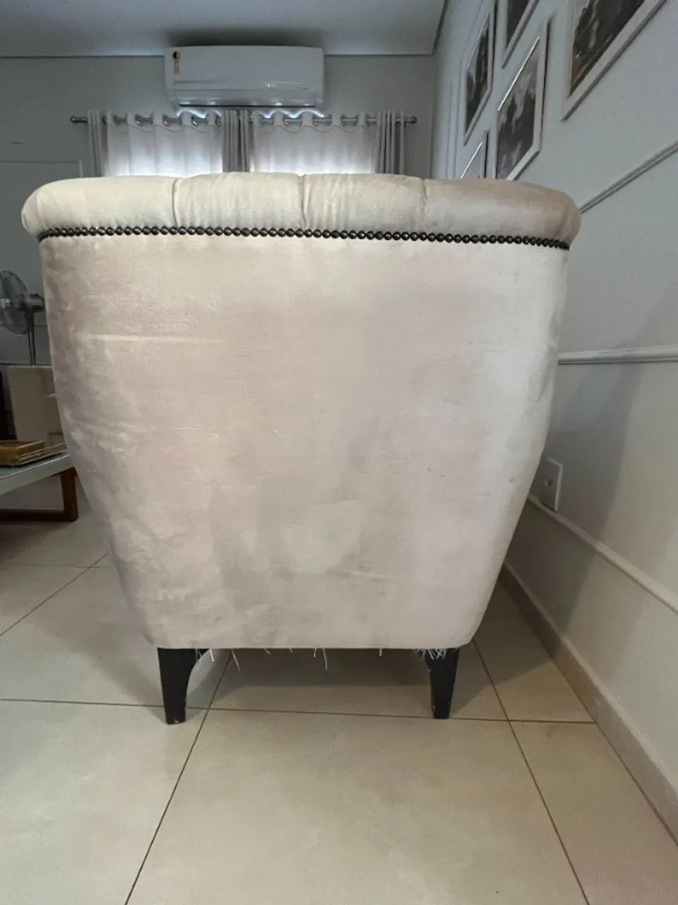 Poltronas com tachas - Foto 4