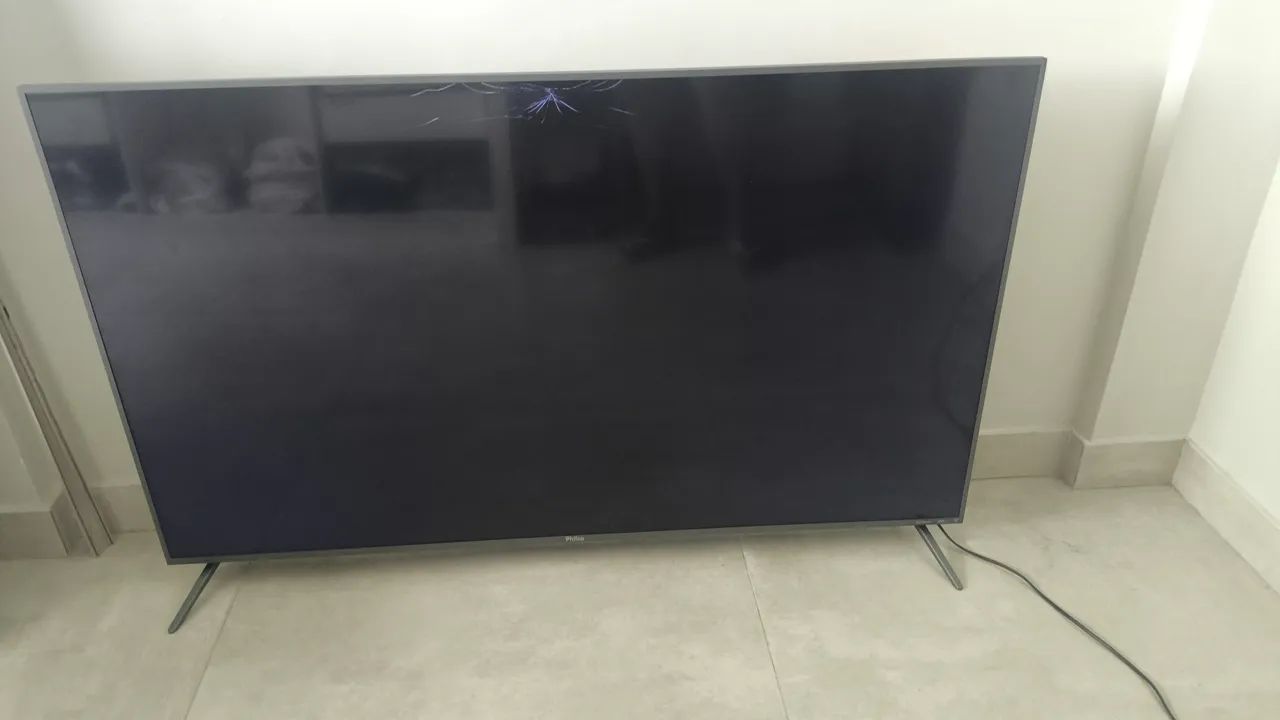 Tv 60 polegadas Com Defeito 