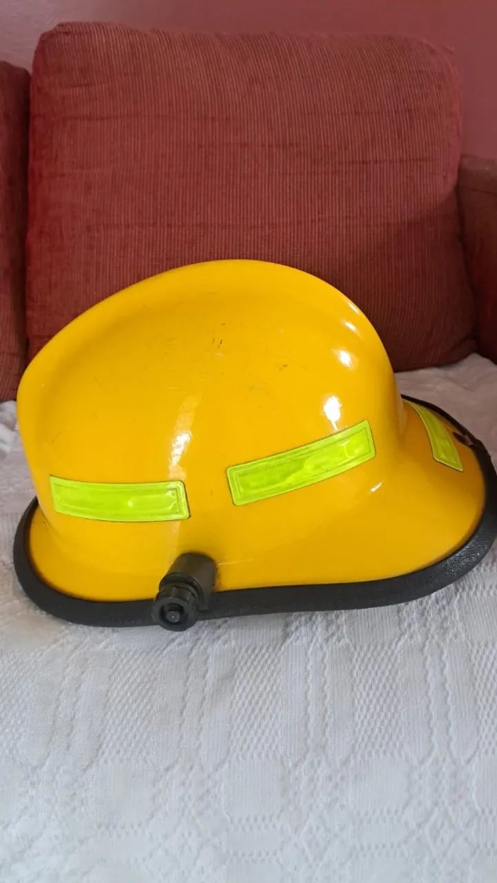 Capacete de proteção de bombeiro - Foto 2