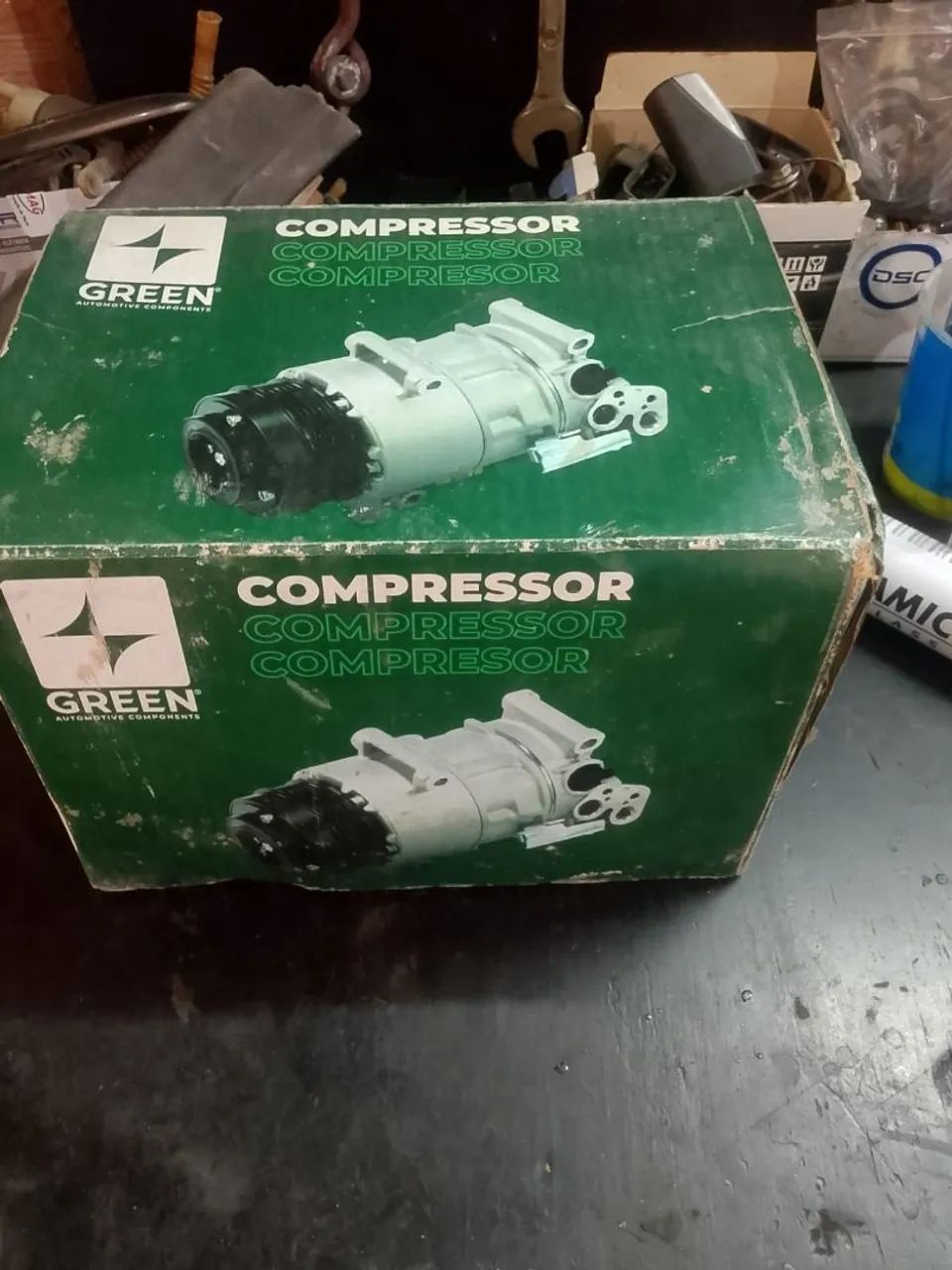 Compressor do ar condicionado corrolla 2008 - Foto 2