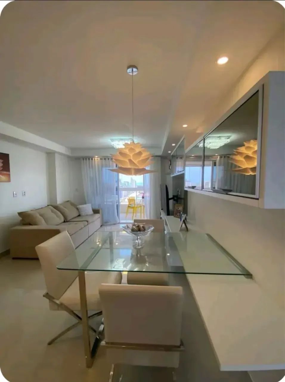 Apartamento de Alto Padrão Mobiliado com Vista Mar  Intermares