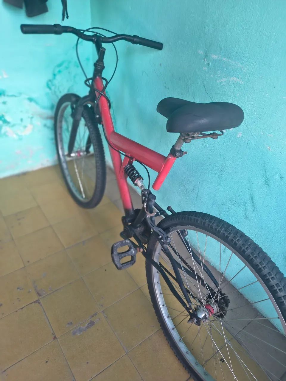 Bicicleta vermelha  - Foto 3