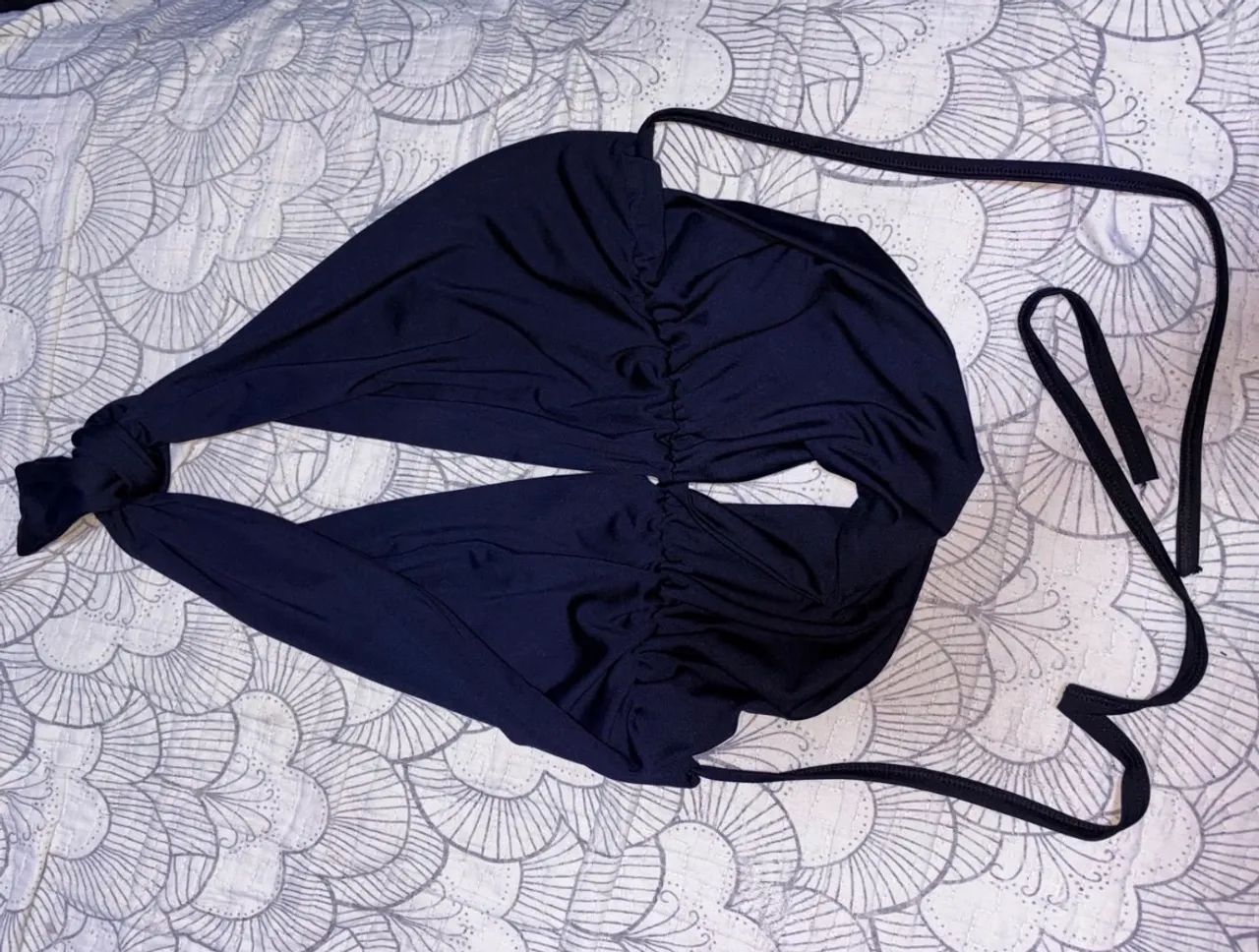 Blusa da moda preta aberta  - Foto 2