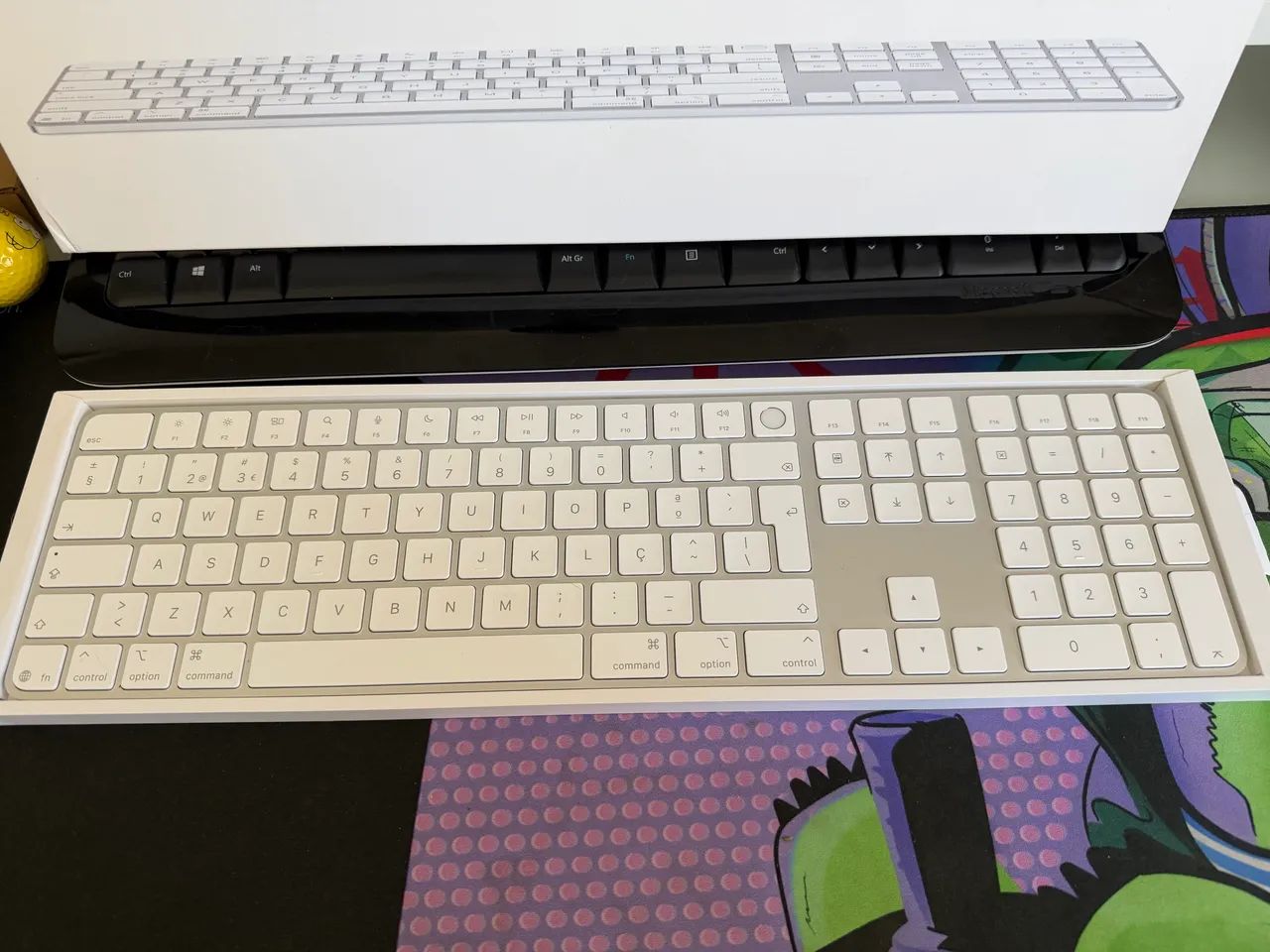 Teclado Apple Magic keyboard em PORTUGUÊS!!! usado 3x apenas! - Foto 2