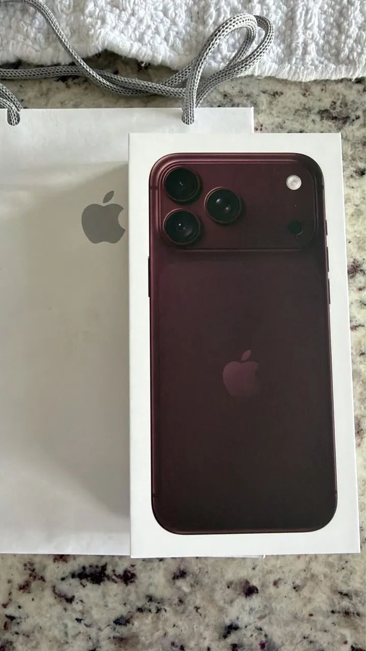 IPHONE 18 PRO MAX BORDÔ 256  - Foto 2