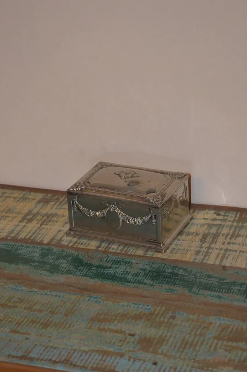 Caixa decorativa em prata - Foto 2