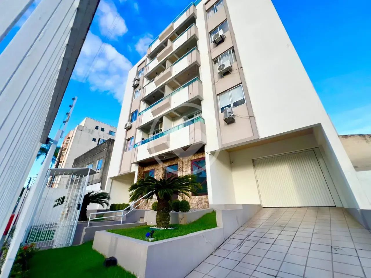 APARTAMENTO - ESTREITO - FR-311304