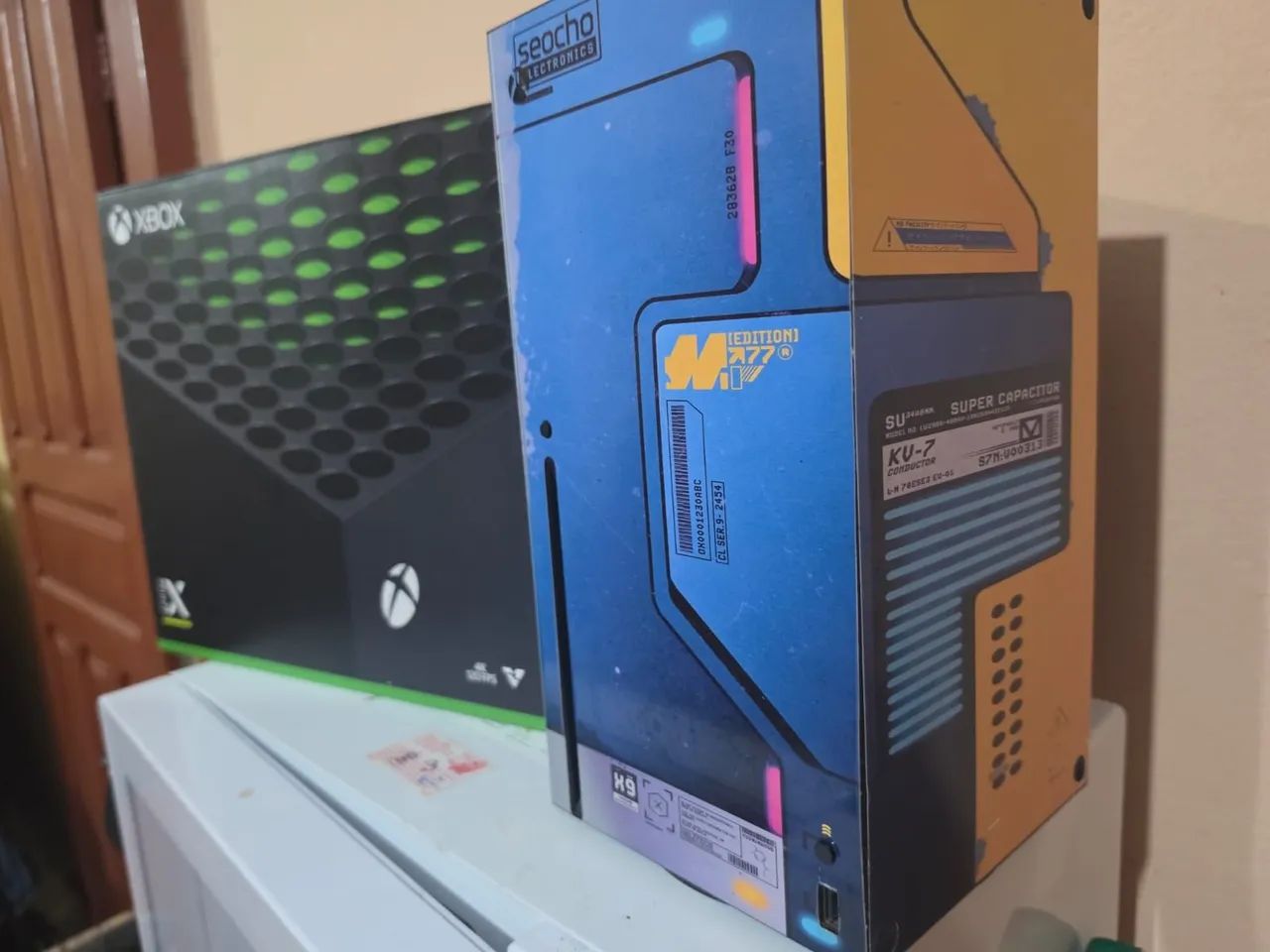 Xbox Series X usado em excelente estado s/ controle