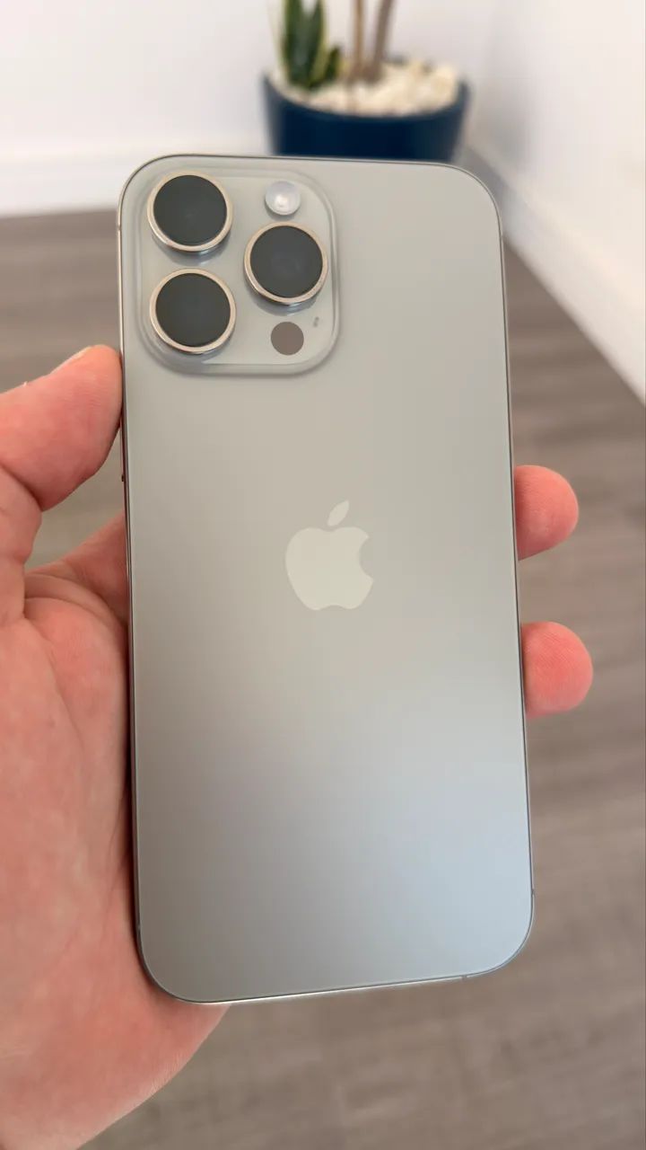 iPhone 16 Pro Max 256gb Natural - Foto 2