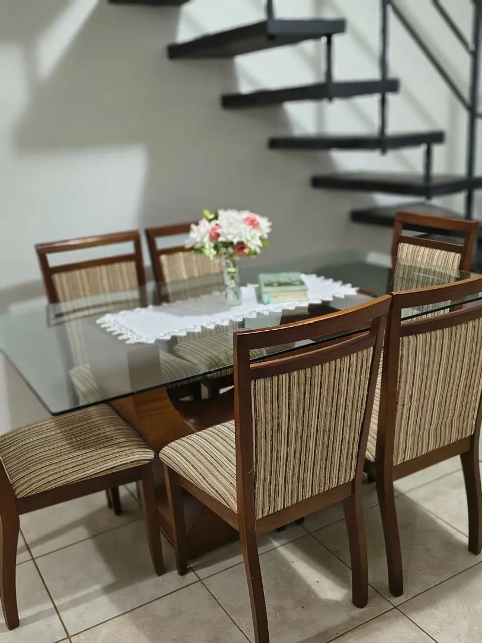 VENDO MESA DE 6 LUGARES  - Foto 3