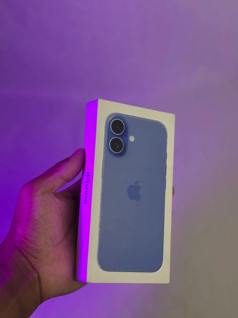 Caixa iPhone 16 blue  - Foto 2