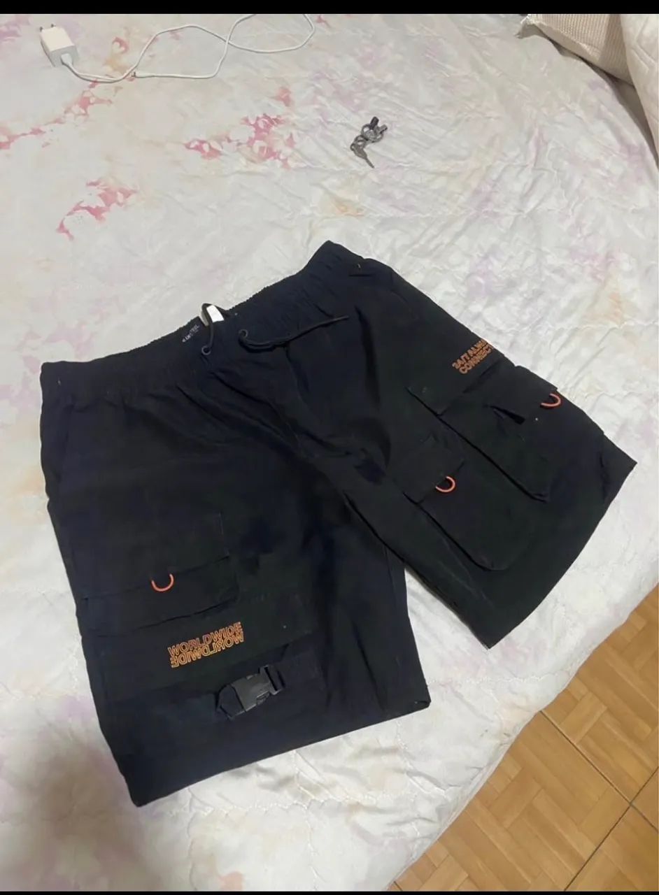 Bermuda cargo masculina preta