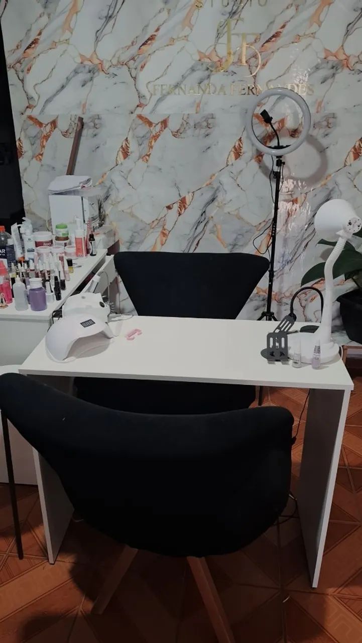 Vende-se kit de salão completo 