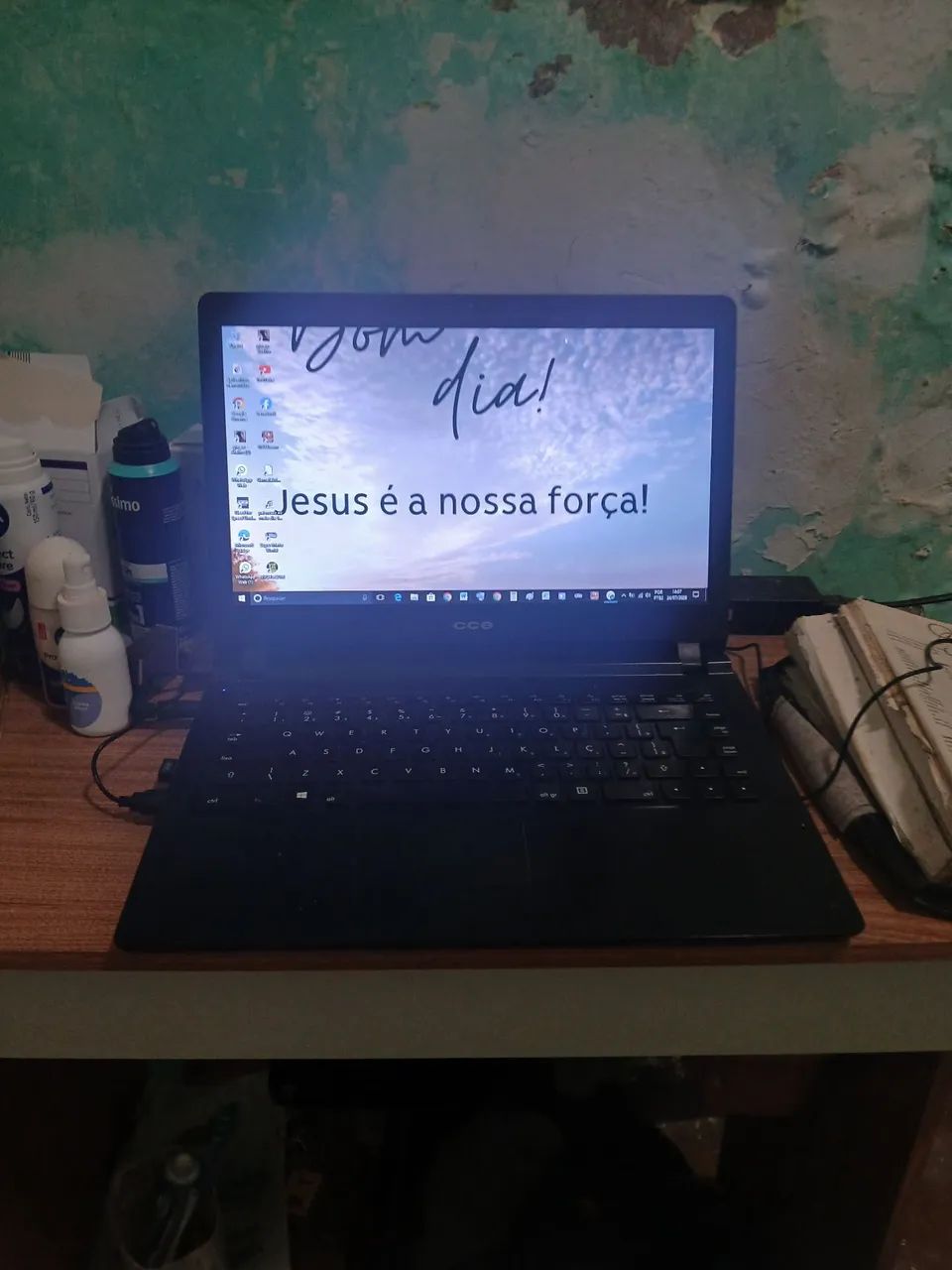 Notebook com.windows 10 128 giga  de hdssd