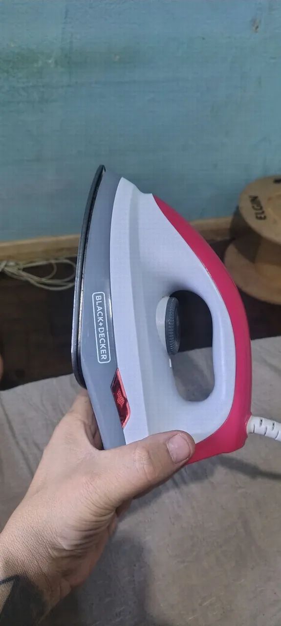 Ferro De Passar Roupa Black+Decker