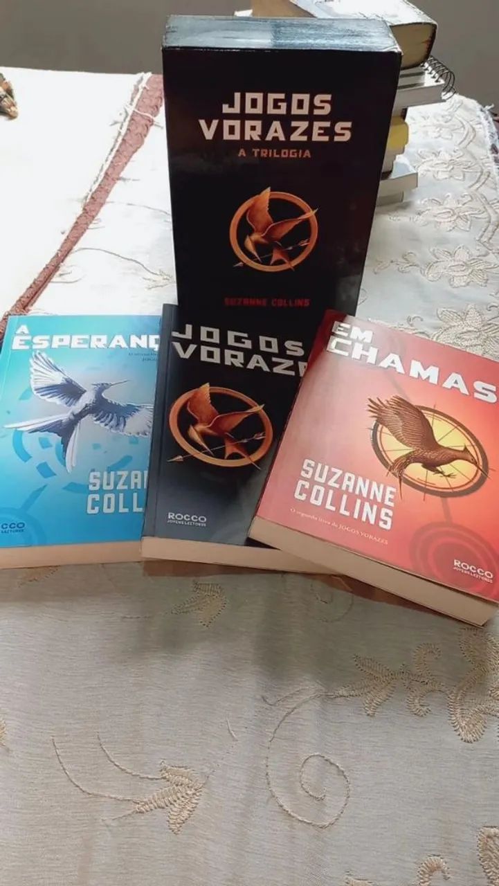 Livros . Jogos vorazes ! 